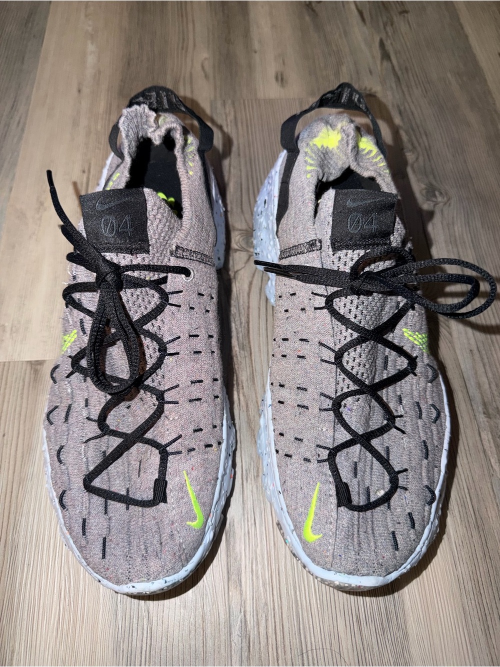 Men’s Nike Space Hippie 04 "Grey Volt" Sneakers Shoes 9.5